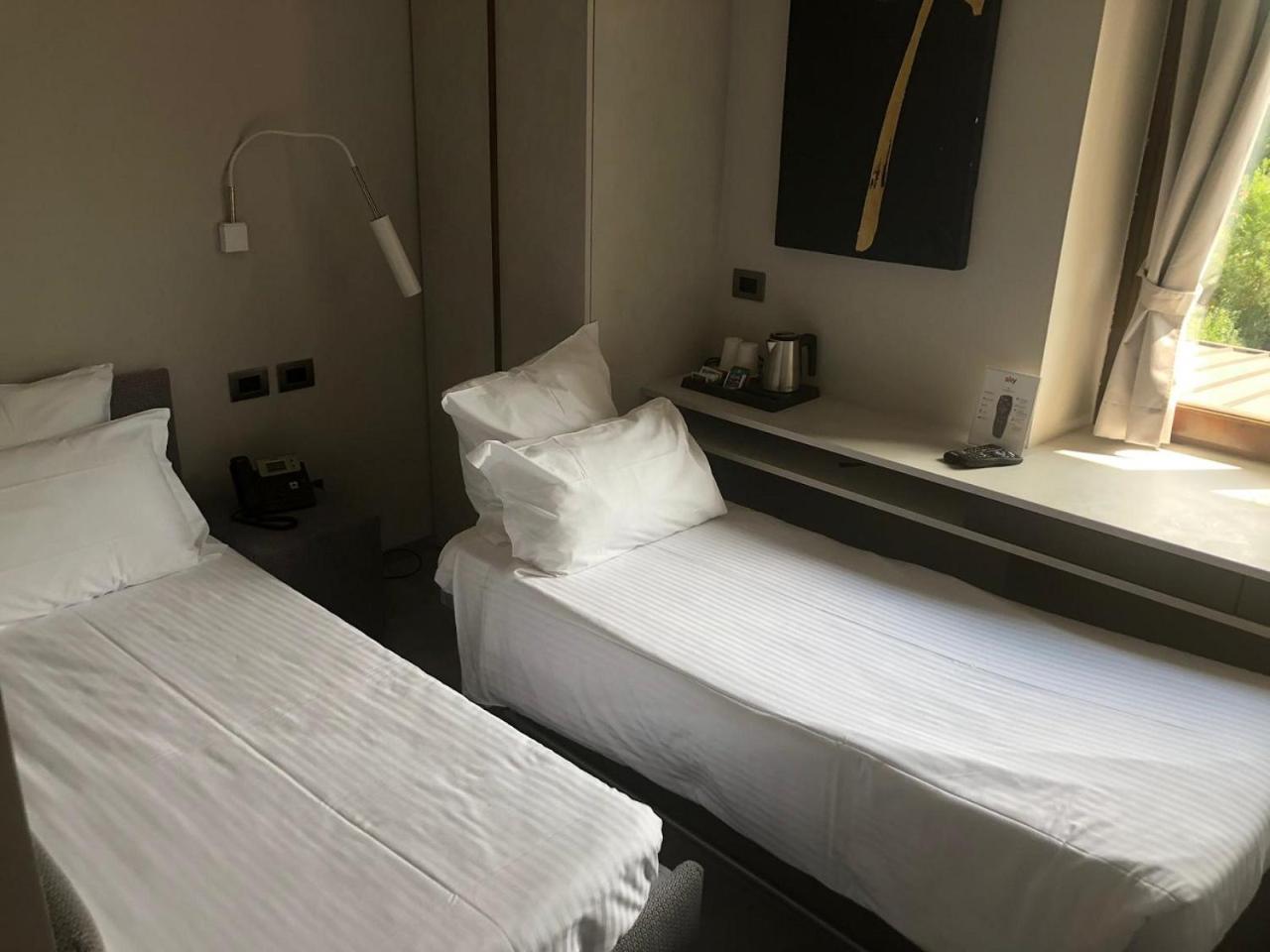 乐芙尼酒店 贝尔加莫 外观 照片